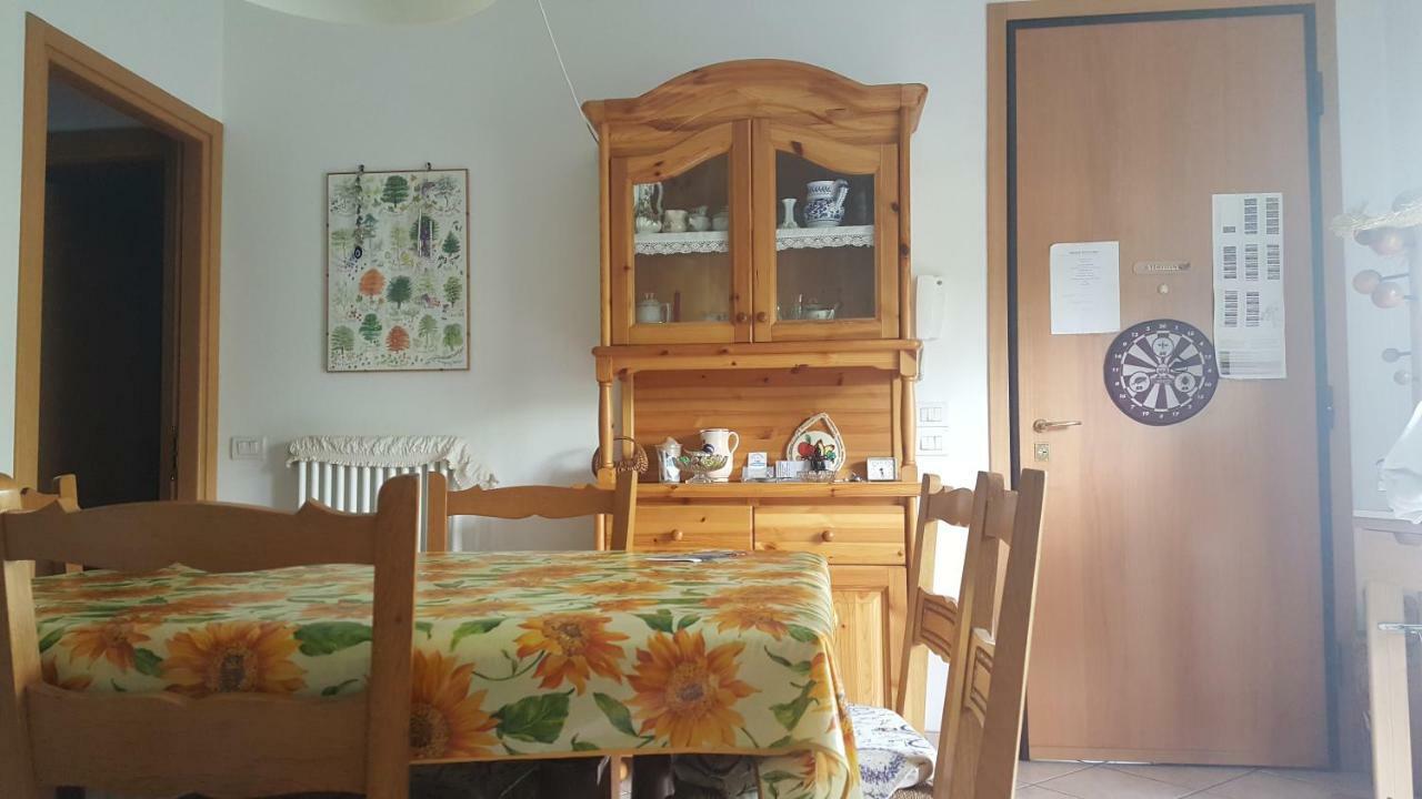 Condominio Vite Misano Adriatico Buitenkant foto